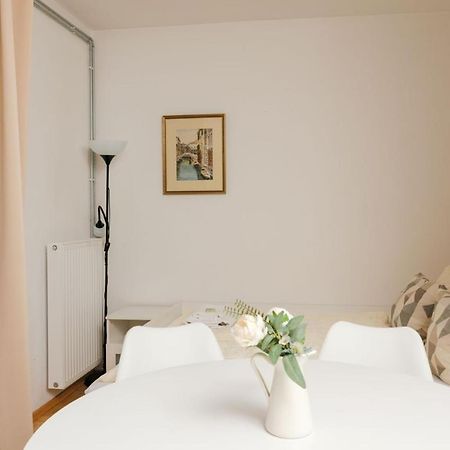 Apartment Zentral Direkt An U-Bahn Station Viyana Dış mekan fotoğraf